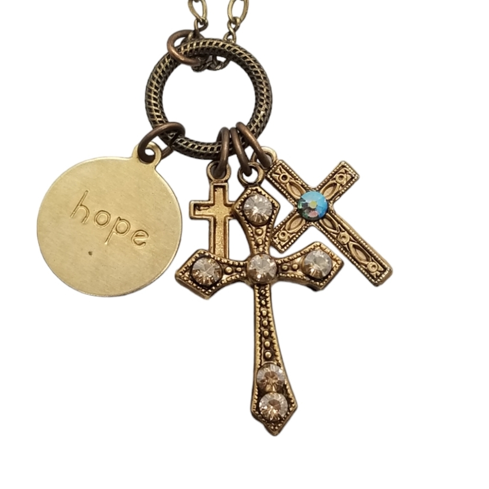 CLARA BEAU "DIVINE HOPE" SWAROVSKI CRYSTAL CROSS PENDANTS NECKLACE